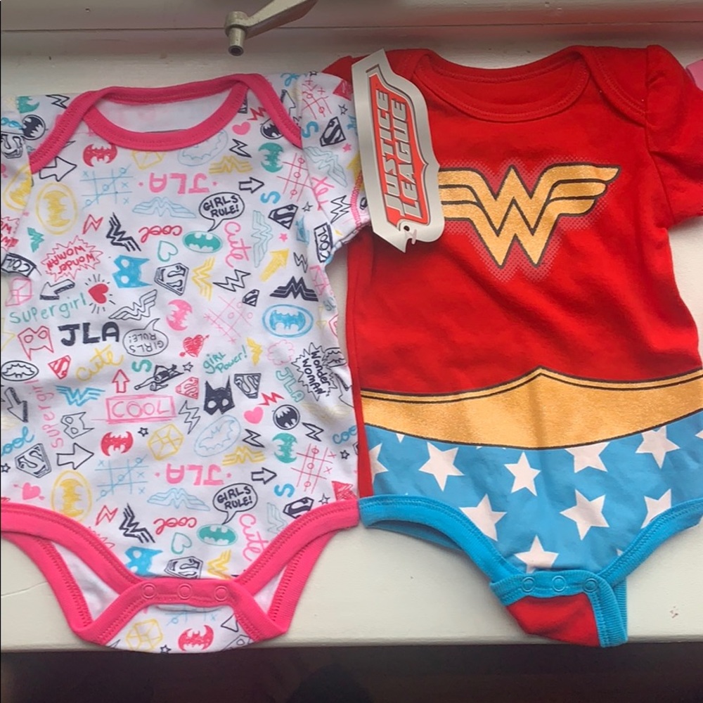 5 Marvel onesies